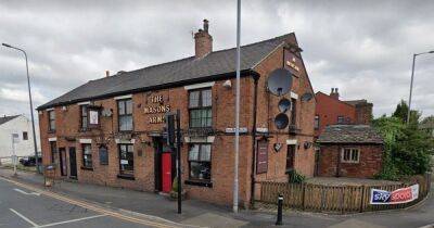 Derelict pub boarded up for 'public safety' after it was set on fire - manchestereveningnews.co.uk - Manchester