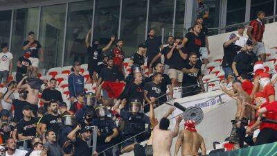 Nice v Cologne kickoff delayed by crowd trouble