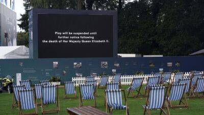 Play suspended in 1st round at Wentworth after queen's death