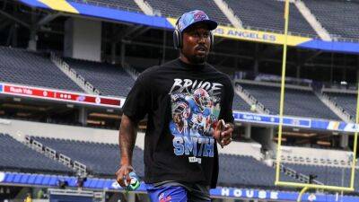 NFL season opener -- Von Miller, Aaron Donald and more show out ahead of Buffalo Bills-Los Angeles Rams