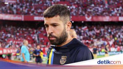 Jordi Alba - Liga Spanyol - Jordi Alba Mulai Akrab dengan Bangku Cadangan Barcelona - sport.detik.com