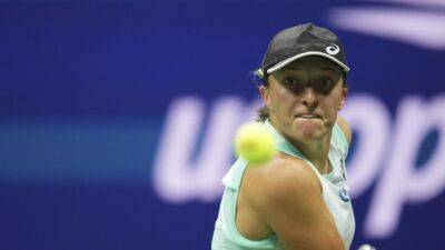 Swiatek goes all in to reach U.S Open final