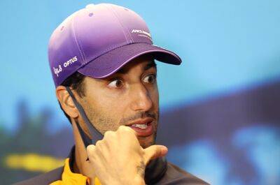 'Talented' Ricciardo keeps 2023 F1 options open as Hamilton shows unwavering support