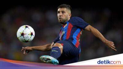 Marcos Alonso - Jordi Alba - Liga Spanyol - Jordi Alba Respons Rumor Barca Diam-diam Ingin Melegonya ke Inter - sport.detik.com