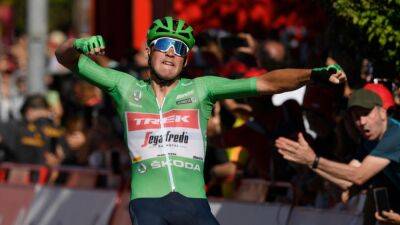 Mads Pedersen lands hat-trick as Fred Wright falls just short on Stage 19 at La Vuelta