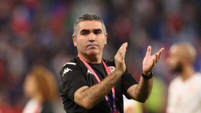 Tunisia coach stays on despite missing World Cup target