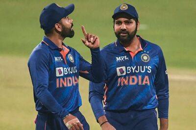 India captain Rohit praised for withdrawing 'Mankad' run out appeal
