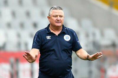 Sundowns coach likens 'smart' Gavin Hunt to a honey badger: 'He will come with a solution'