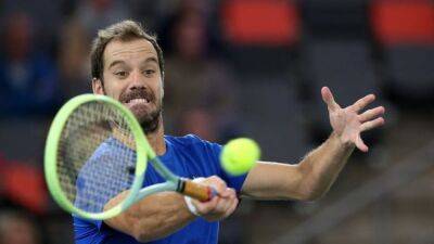 Gasquet wins Auckland title, Kwon triumphs in Adelaide