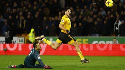 Podence scores as Wolves beat West Ham 1-0 to move out of relegation zone