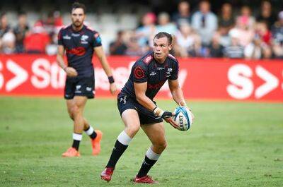 Neil Powell - Sharks sweating over injured Bosch, Mbonambi after bullying Bordeaux - news24.com - France - county Union