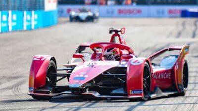 Andretti's Dennis dominates Formula E's first Gen3 race