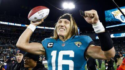 Trevor Lawrence leads Jacksonville Jaguars to comeback victory over Los Angeles Chargers