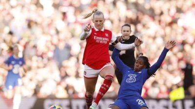 Chelsea stay top of WSL as Kerr strikes late to secure draw with Arsenal