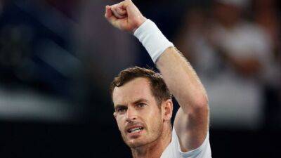 Andy Murray - Matteo Berrettini - Fabio Fognini - Marathon man Murray bounces out Berrettini - channelnewsasia.com - Italy - Scotland - Australia - county Murray - county Park