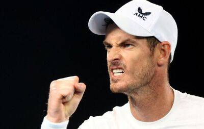 Murray wins Australian Open five-set epic after heat stops play