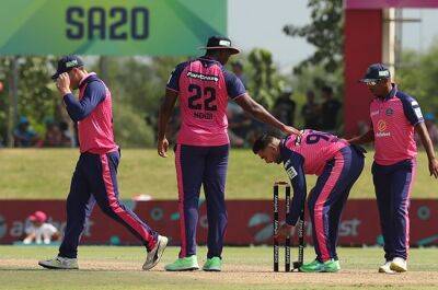 WATCH | Tabraiz Shamsi marks return from injury with 'walking stick' wicket celebration