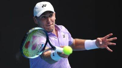 No. 2 Ruud suffers stunning defeat to Brooksby in 2nd round of Australian Open