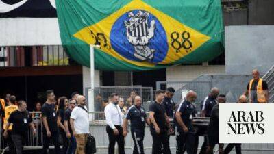 Aston Villa - Luiz Inácio - Lula Da-Silva - Pelé funeral: Fans line up to mourn Brazilian soccer great - arabnews.com - Brazil -  Santos - Saudi Arabia -  Sao Paulo