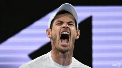 Murray's epic late finish defended by Australian Open boss