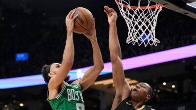Raptors drop 3rd in a row as Tatum-less Celtics extend win streak to 9 games
