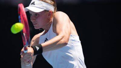 Rybakina eyes Swiatek's No.1 ranking after Australian Open win
