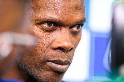 Arthur Zwane ponders hiring striker coach at Kaizer Chiefs as goalscoring stats dwindle