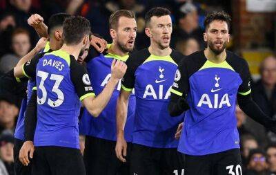 Kane sinks Fulham to become Spurs' joint record scorer