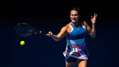 Sabalenka faces unseeded Linette in Australian Open semi-finals