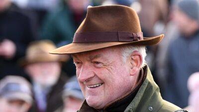 Magical Mullins reaches 4,000 career wins