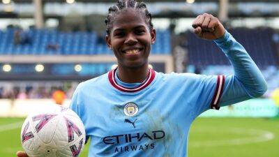 Women's FA Cup: Arsenal and City cruise into 5th round