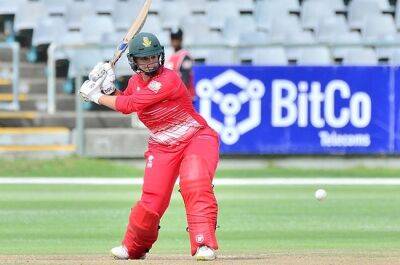 Dane van Niekerk's shocking T20 World Cup omission explained: 'We're testing everyone fairly' - news24.com - South Africa