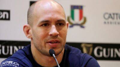 Italian Parisse to hang up his boots for good at end of season