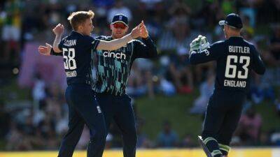 Temba Bavuma - Sam Curran - Curran fined for Bavuma send-off - news24.com - Britain