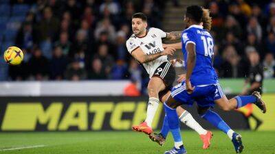 Mitrovic sinks Foxes to keep Fulham flying high