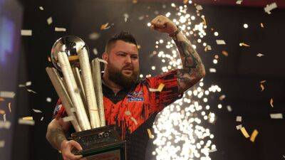 Michael Smith clinches PDC world title after final thriller against Michael van Gerwen