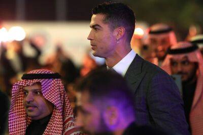 Ronaldo storms Riyadh with assistants, private security