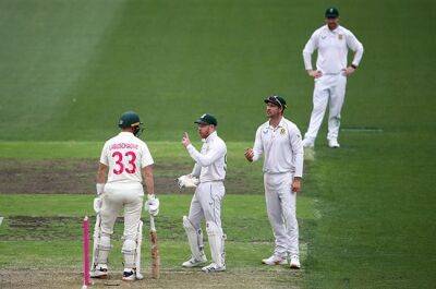 Marnus Labuschagne - WATCH | Luckless Proteas have Marnus Labuschagne catch controversially overturned - news24.com - Australia