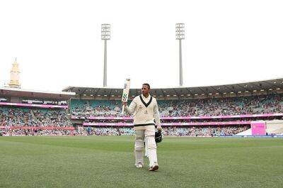 Steve Smith - Keshav Maharaj - Usman Khawaja - Aussie batters schooling Proteas in Sydney as 'different player' Khawaja leads charge - news24.com - Australia - South Africa