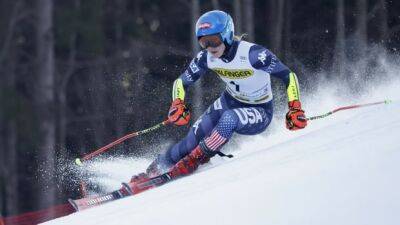 Mikaela Shiffrin ties Lindsey Vonn's women's World Cup record with giant slalom victory