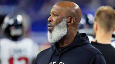 Mike Tomlin - Mike Macdaniel - Todd Bowles - Texans fire head coach Lovie Smith after just 1 season - cbc.ca -  Chicago -  Indianapolis -  Houston - county Bay