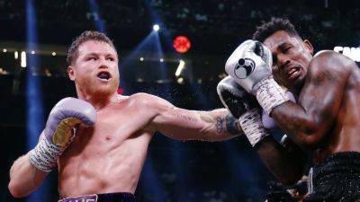 Canelo Alvarez retains super middleweight crown after dominant display
