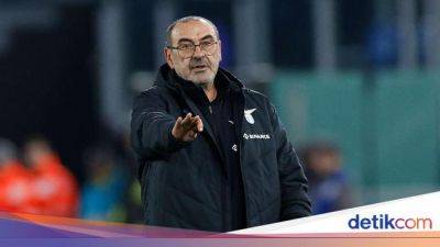 Maurizio Sarri - Lazio Terpuruk, Sarri Salahkan UEFA, FIFA, dan Serie A - sport.detik.com