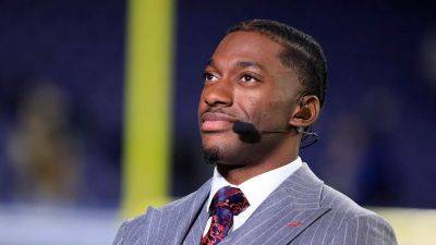 RG3 makes reference to Jesus being 'on the cross' during LSU-Ole Miss football game broadcast