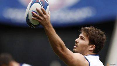France's Dupont in race against the clock to face South Africa