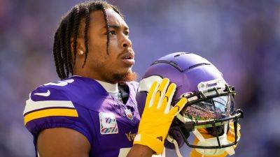 Vikings' Justin Jefferson to hit IR after suffering injury vs Chiefs: report