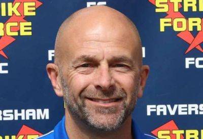 Stuart Benfield replaces outgoing Gary Axford as manager of Southern Counties East Division 1 Faversham Strike Force
