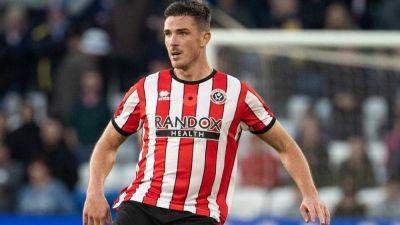 Ciaran Clark pens one-year deal with Stoke City