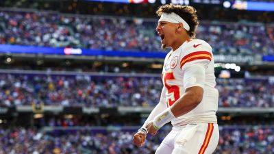Patrick Mahomes - Brett Favre - Drew Brees - Kevin Sabitus - Patrick Mahomes makes history with first career win over Vikings and other Week 5 statistical highlights - foxnews.com - county Miami - New York - state Minnesota - county Travis - county Garden - county Patrick