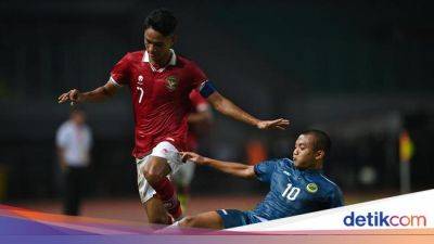 Candaan Kapten Brunei: Timnas Indonesia Akan Pakai Formasi 1-1-8 - sport.detik.com - Indonesia - Brunei